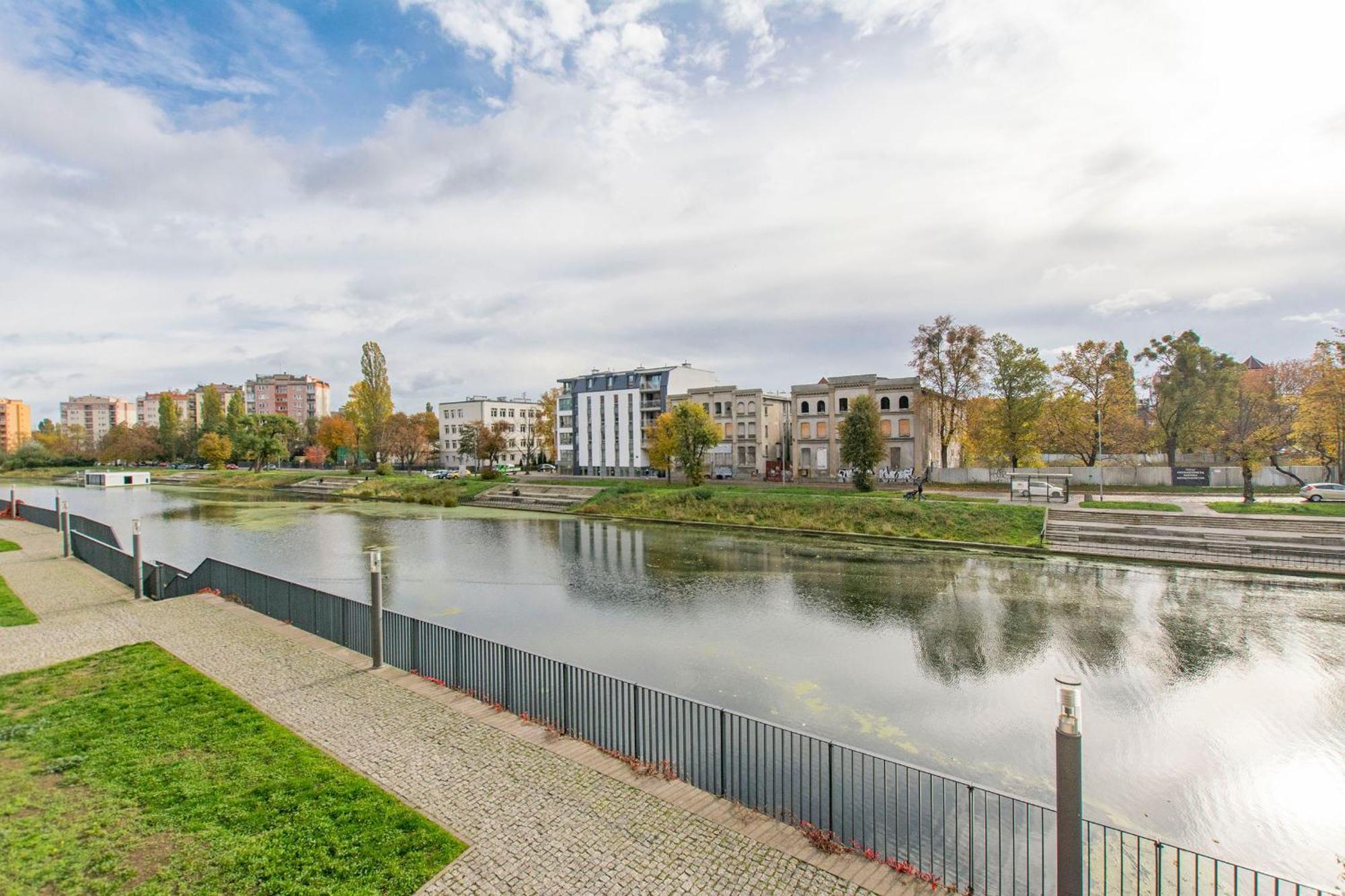City Center - Granary Island By Apartmore กดัญสก์ ภายนอก รูปภาพ